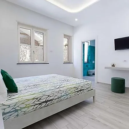 Villa Neranyum On The Sea And With Private Pool