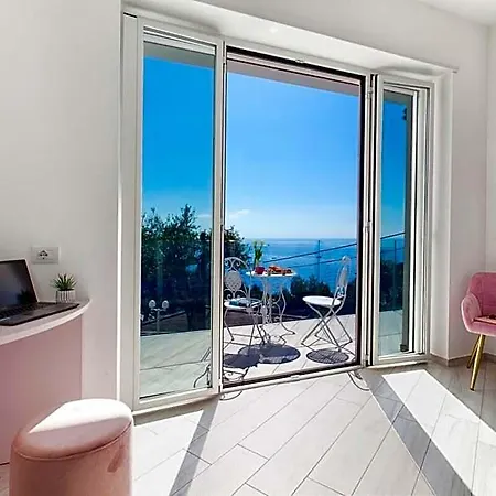 Neranyum On The Sea And With Private Pool וילה *